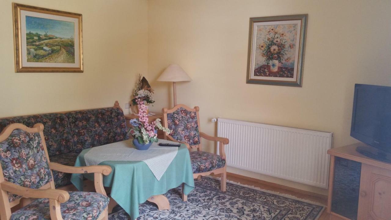 Gaestehaus Karoline Oberaichwald  Zewnętrze zdjęcie